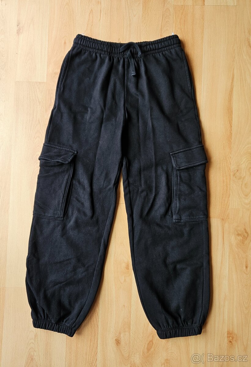 Černé beggy kalhoty C&A - vel.152