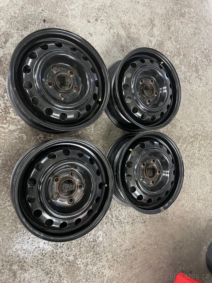 Plechové disky 15 5x114,3 Kia,Hyundai