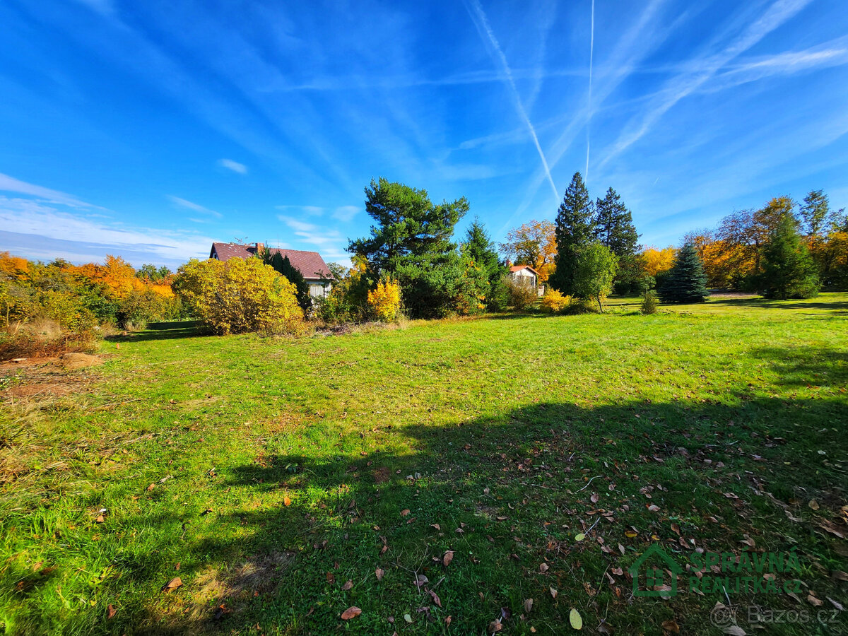 Prodej pozemku 700 m2