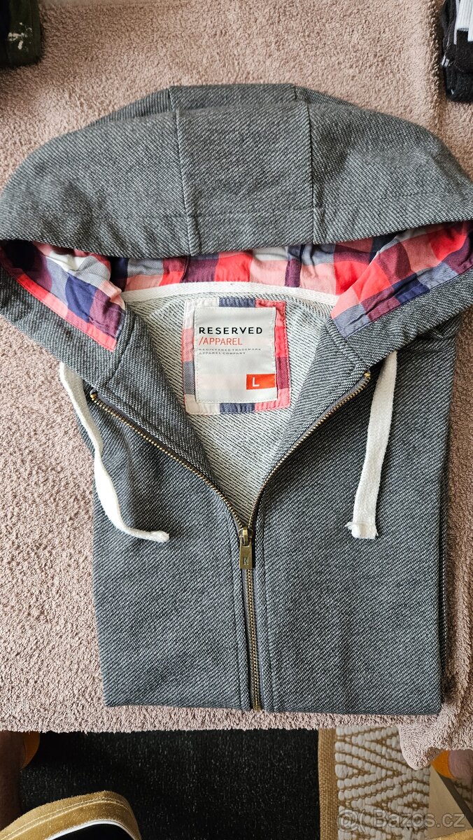 Mikiny Reserved + tričko Nike + Tommy Hilfiger