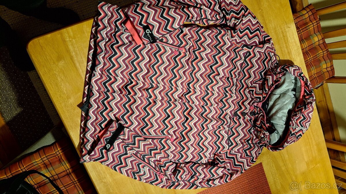 Dámská, dívčí lyžařská bunda O'Style, vel. 16, 38
