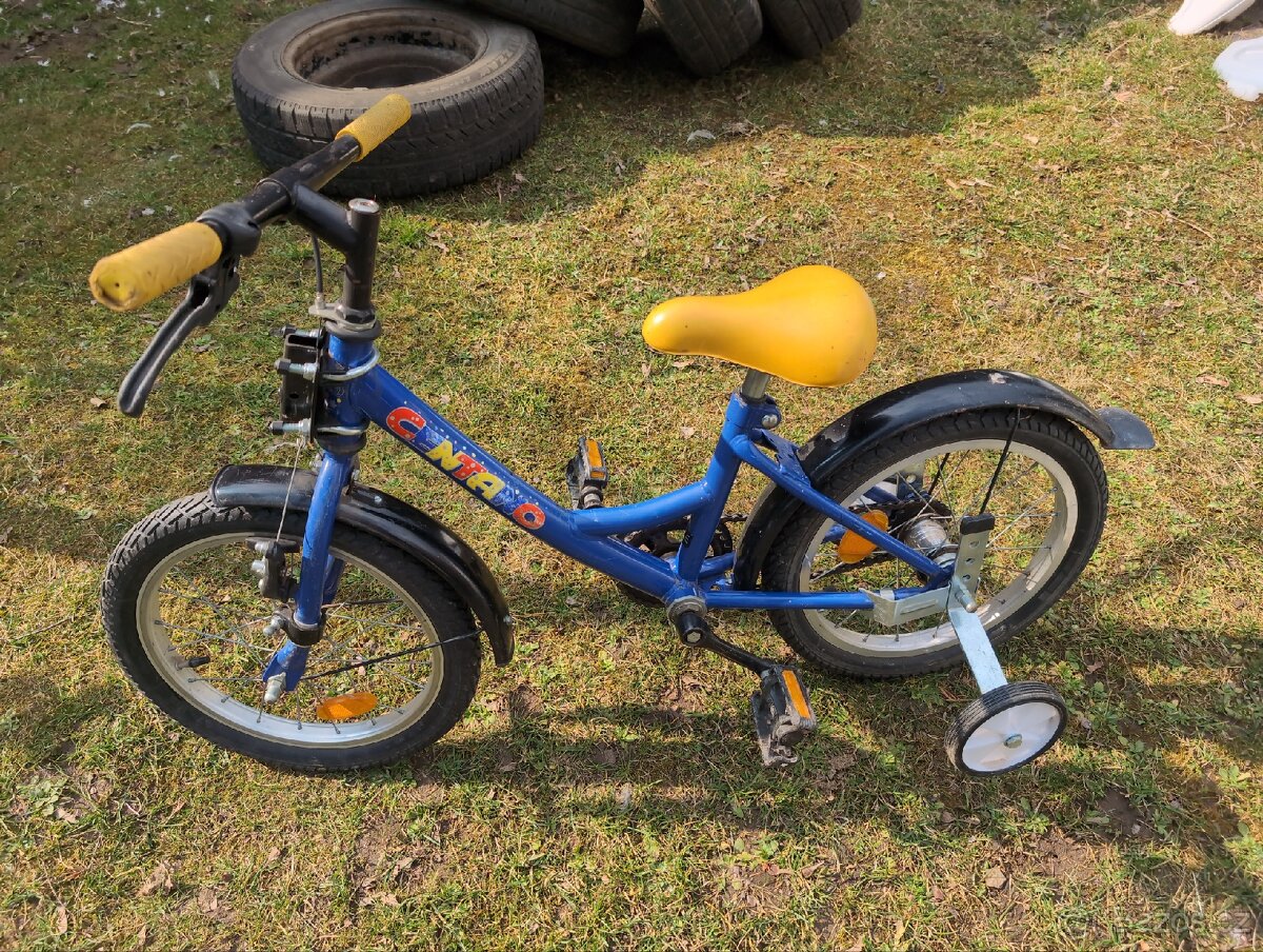 Dětské kolo Centano. Výška rámu cca 45. Cca 3-4 roky.