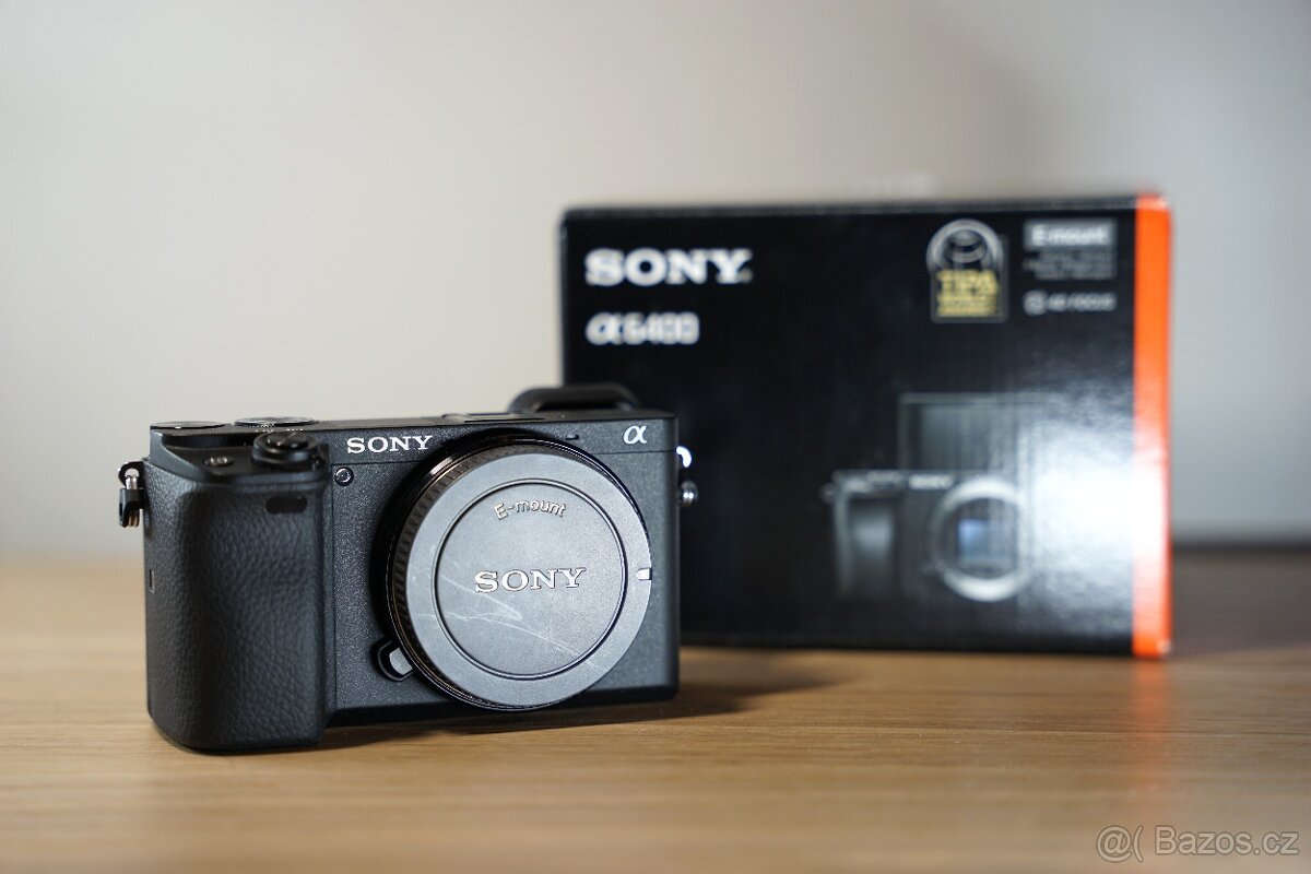 Sony A6400 – TOP stav, 13 xxx snímků