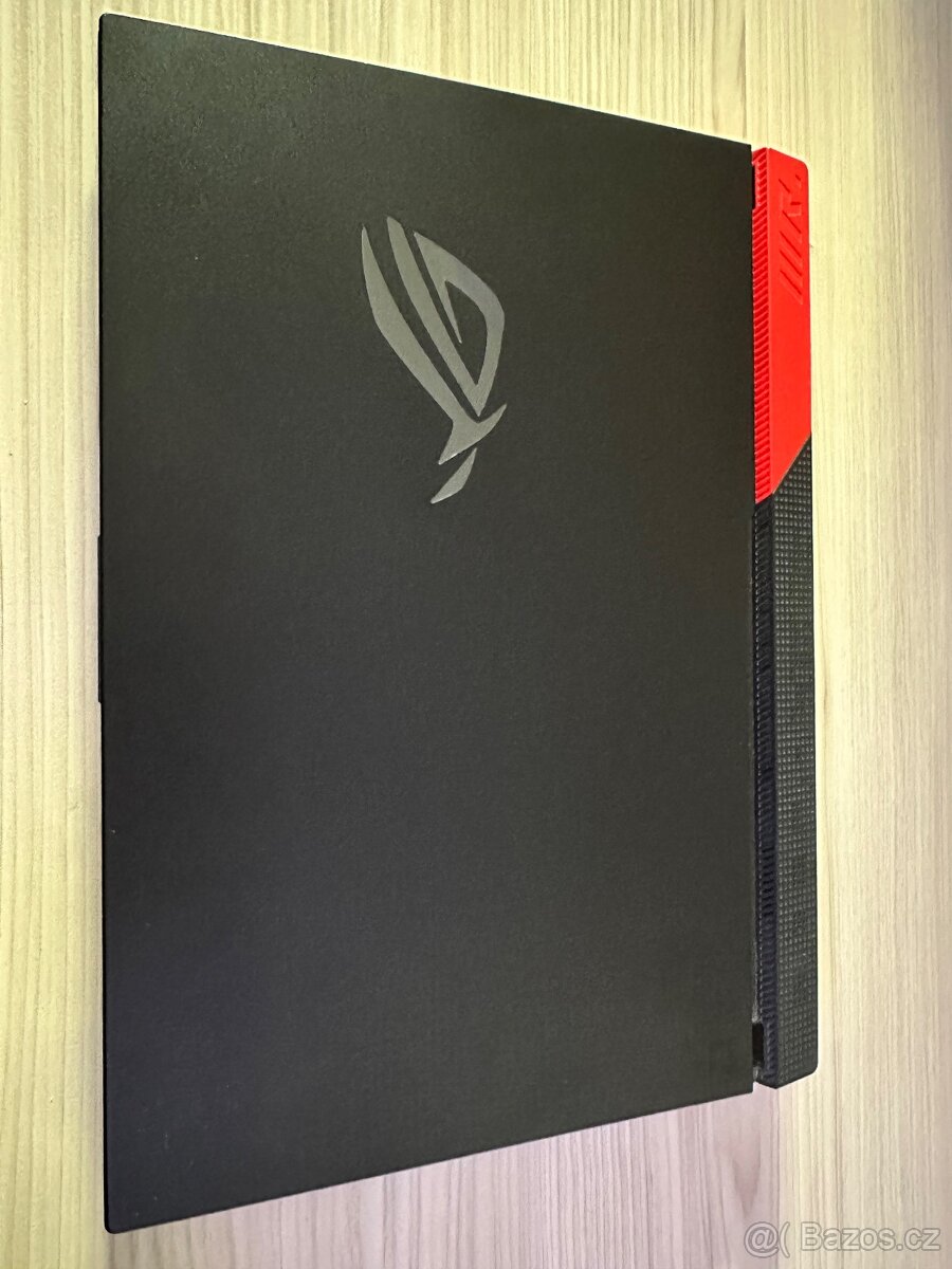 HERNÍ NOTEBOOK ASUS ROG STRIX.
