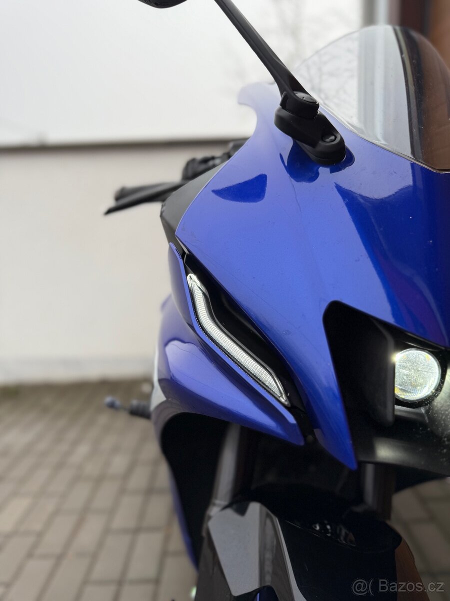 Yamaha YZF R 125 6/2025 / koupeno ČR / 1 majitel