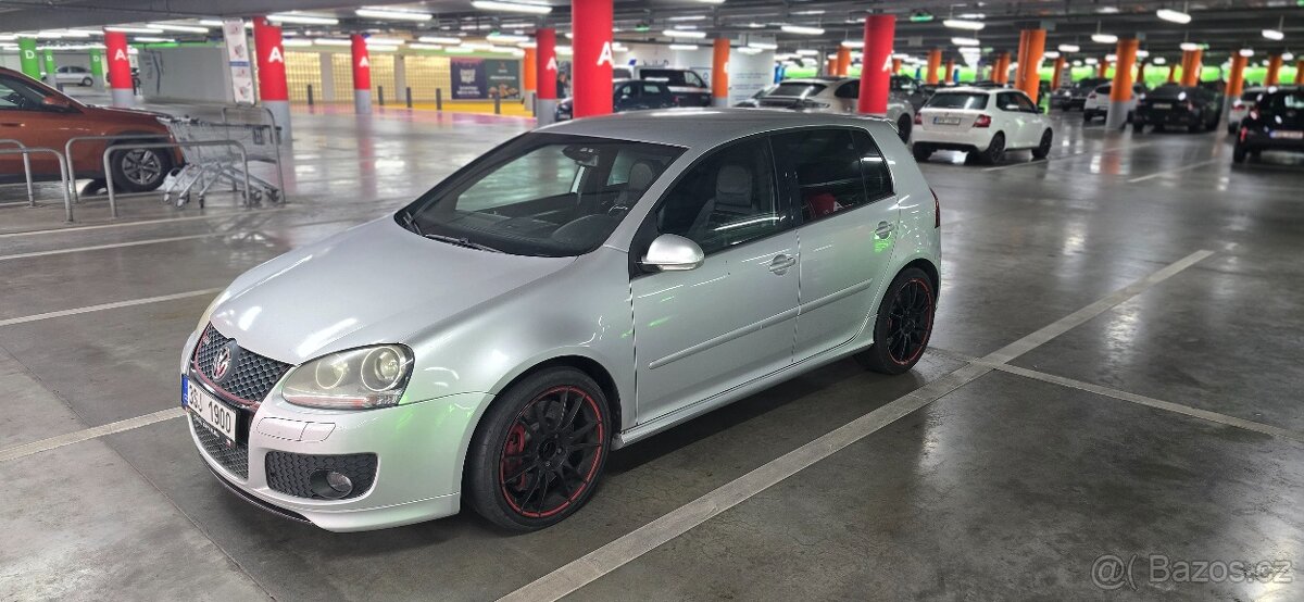 Volkswagen Golf GTI mk5 Ed.30