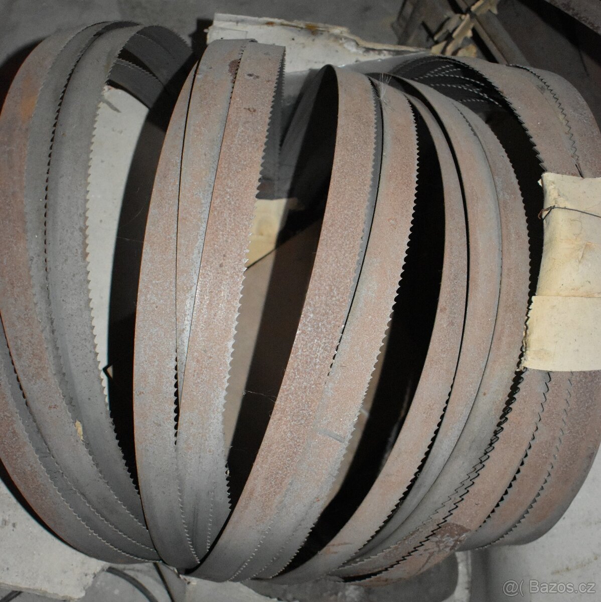 Bimetalové pilové pásy na kov, svařené, 4570x32x1,1 mm