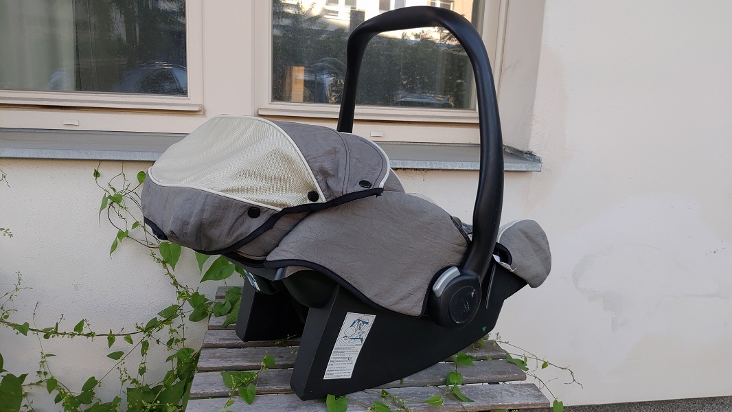 Dětská autosedačka / vajíčko STM od Hoco Austria, pěkný stav