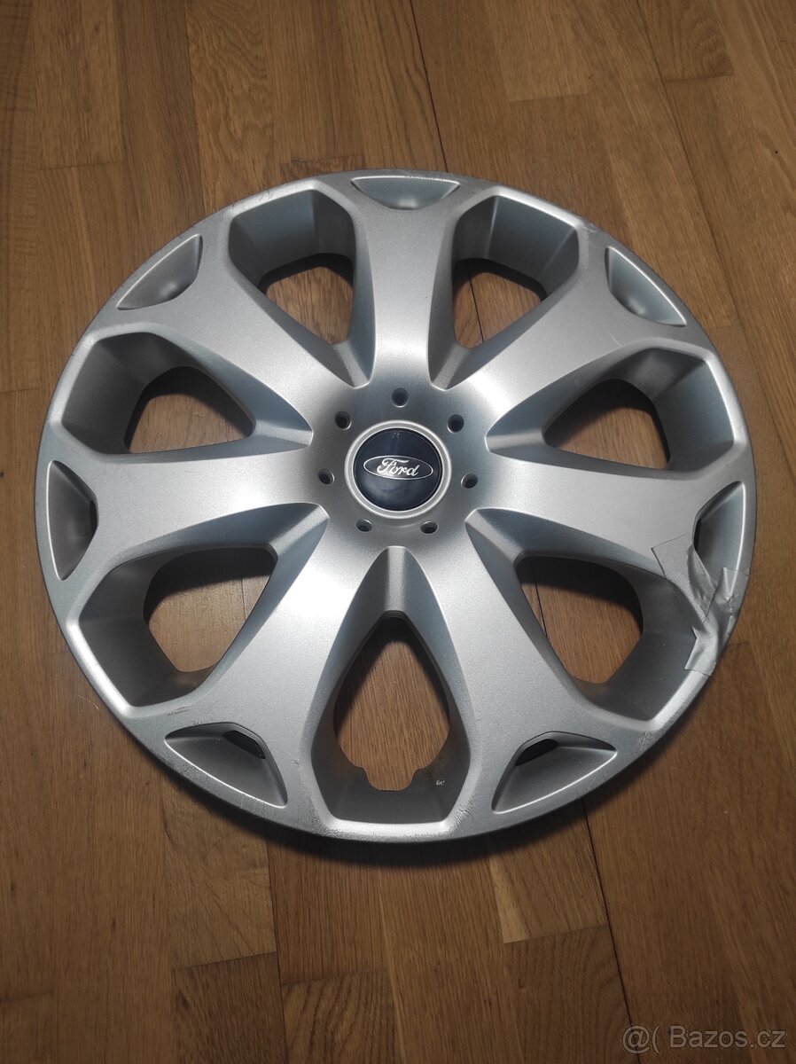 1 kus poklice Ford Focus II. (16")