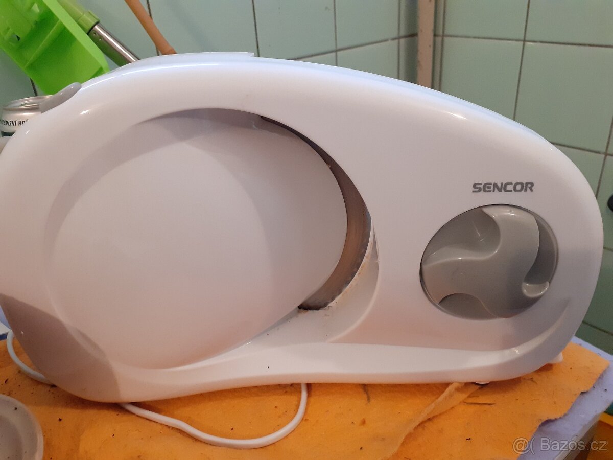 Elektrický kráječ zn. Sencor