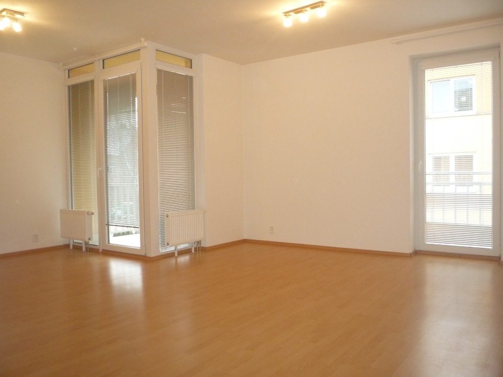 Nabízím dlouhodobý pronájem bytu 1+kk, 41m2, Hořice