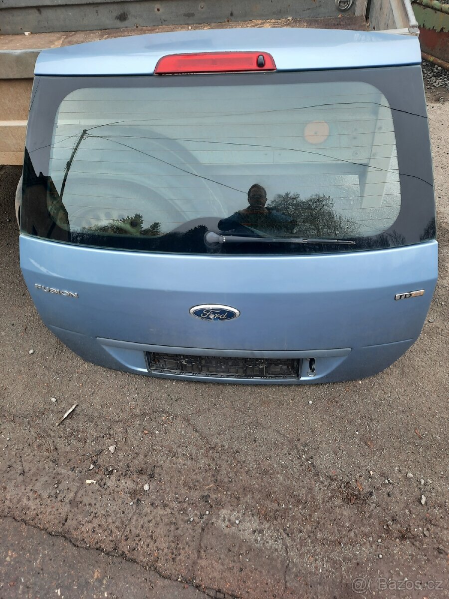 Prodám 5 dveře ford fusion