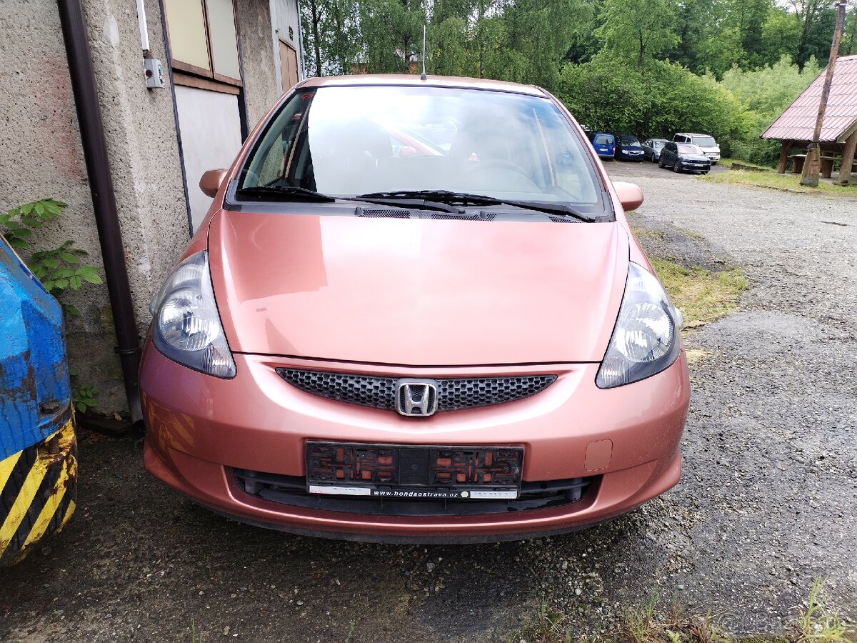 Prodám jen dily Honda jazz