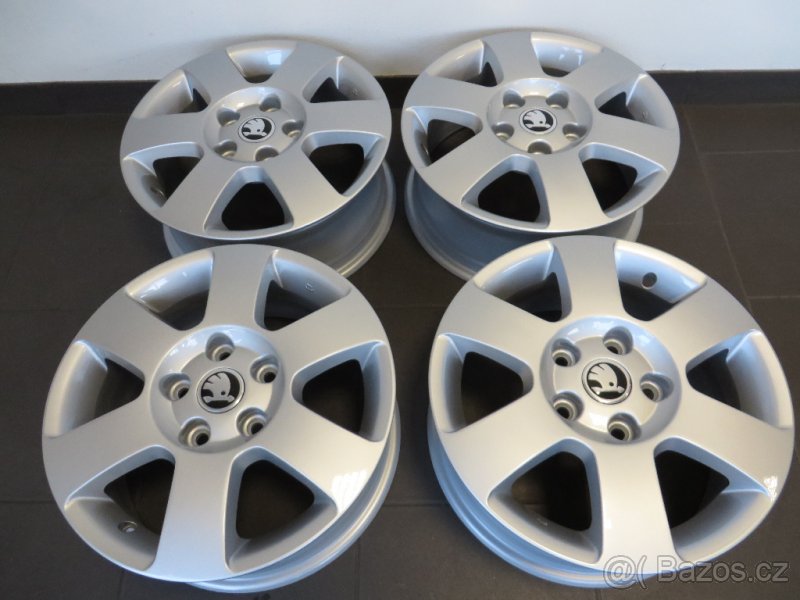 ALU DISKY Škoda Octavie 2 6Jx15ET47 5x112x57,1