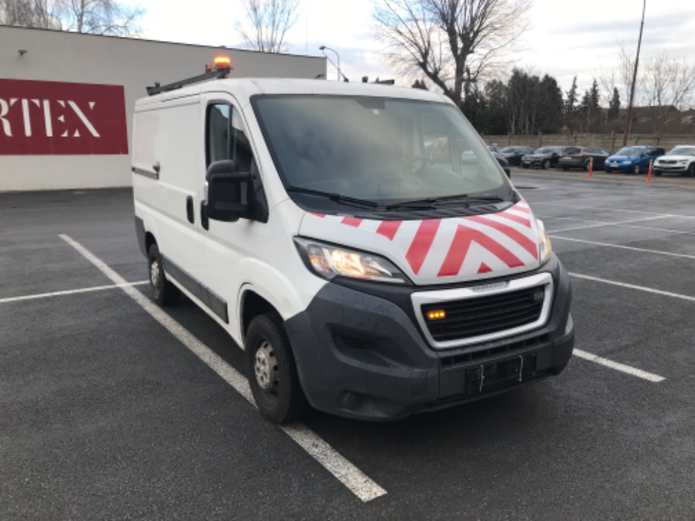 Peugeot Boxer- pojízdná dílna, servisní vůz
