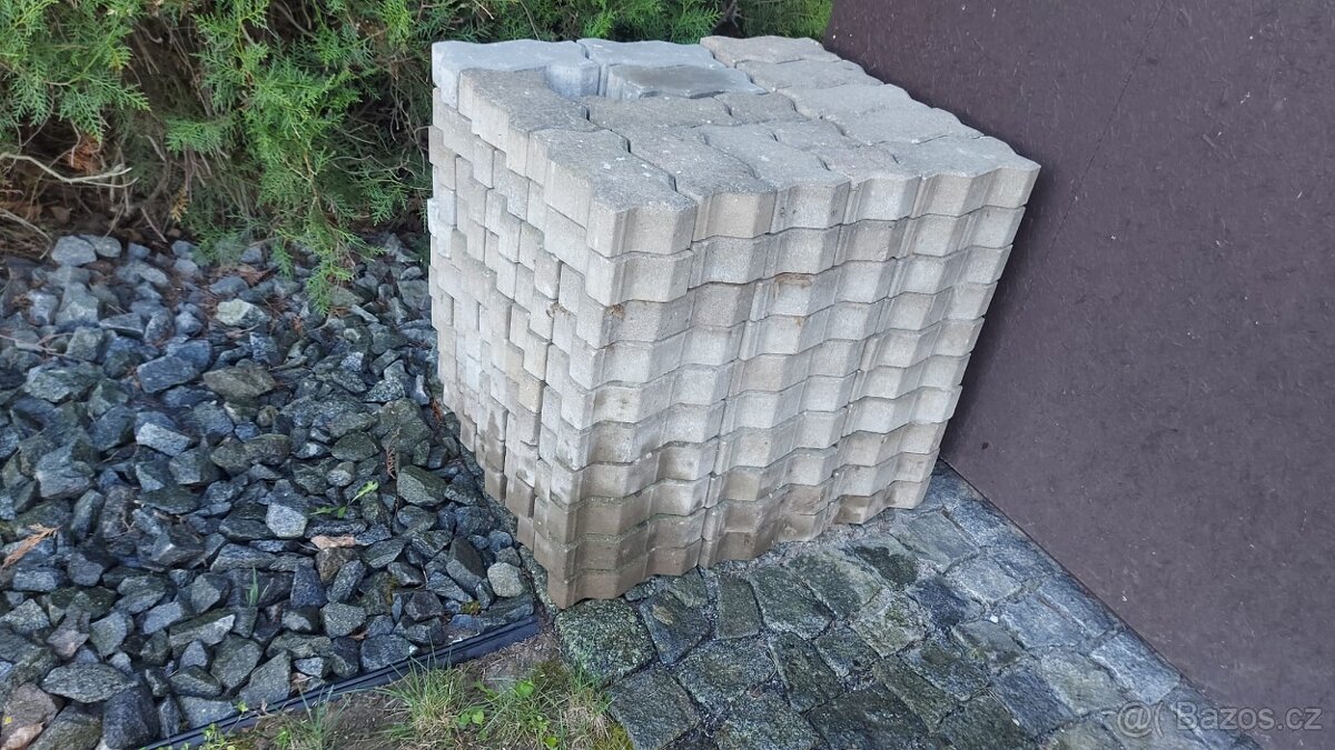 zámková dlažba šedá Best Base (vlnka) 6cm