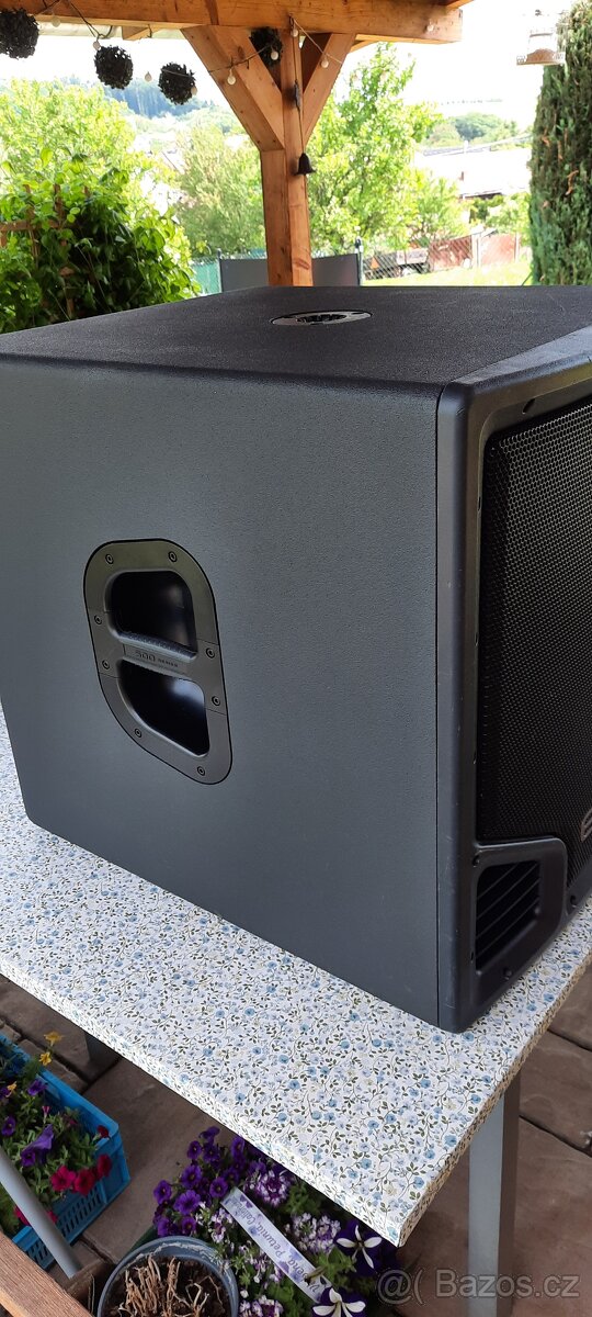 Subwoofer JBL 518S