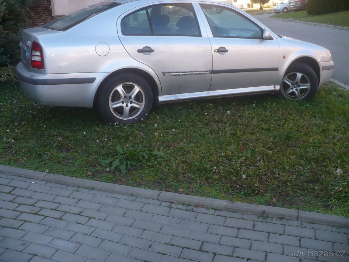 195/65 R15 H Škoda Octavia 1
