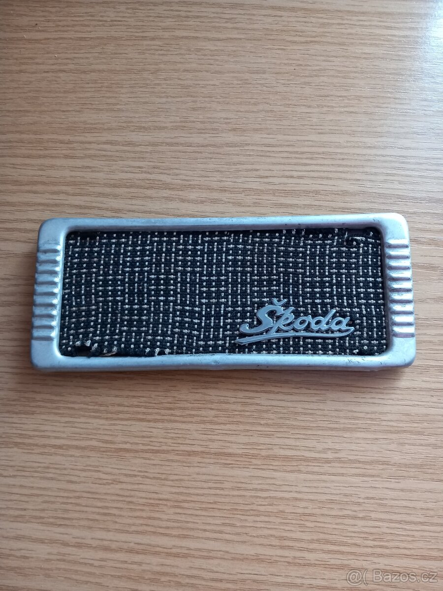Škoda záslepka rádia