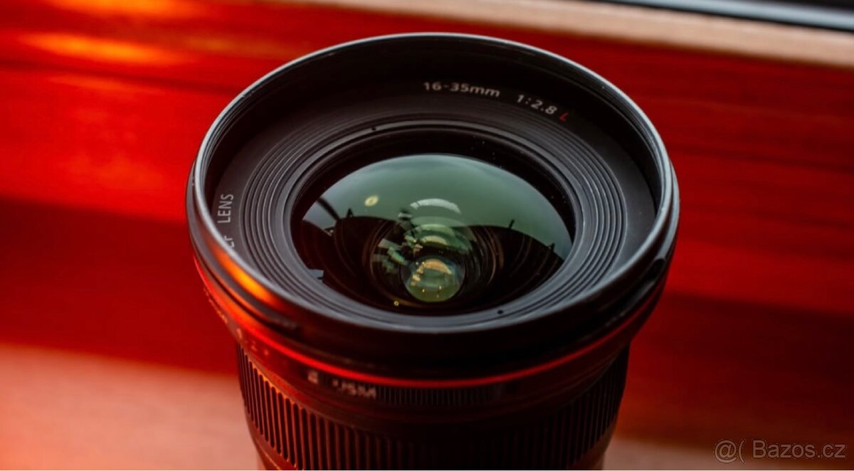 Canon EF 16-35mm f/2.8L II USM Lens – Excellent Condition