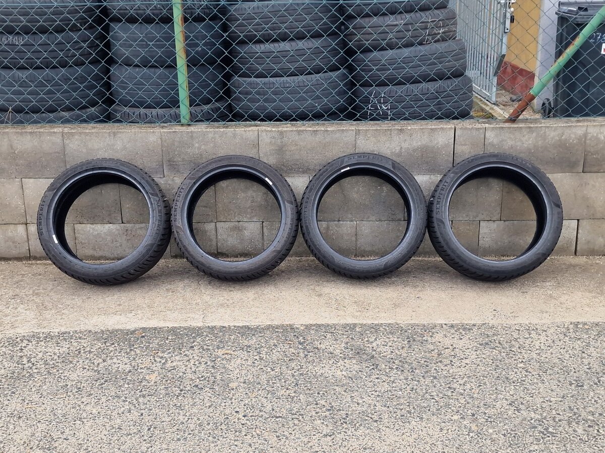 225/40/18 Zimní pneumatiky Semperit Speed Grip 5