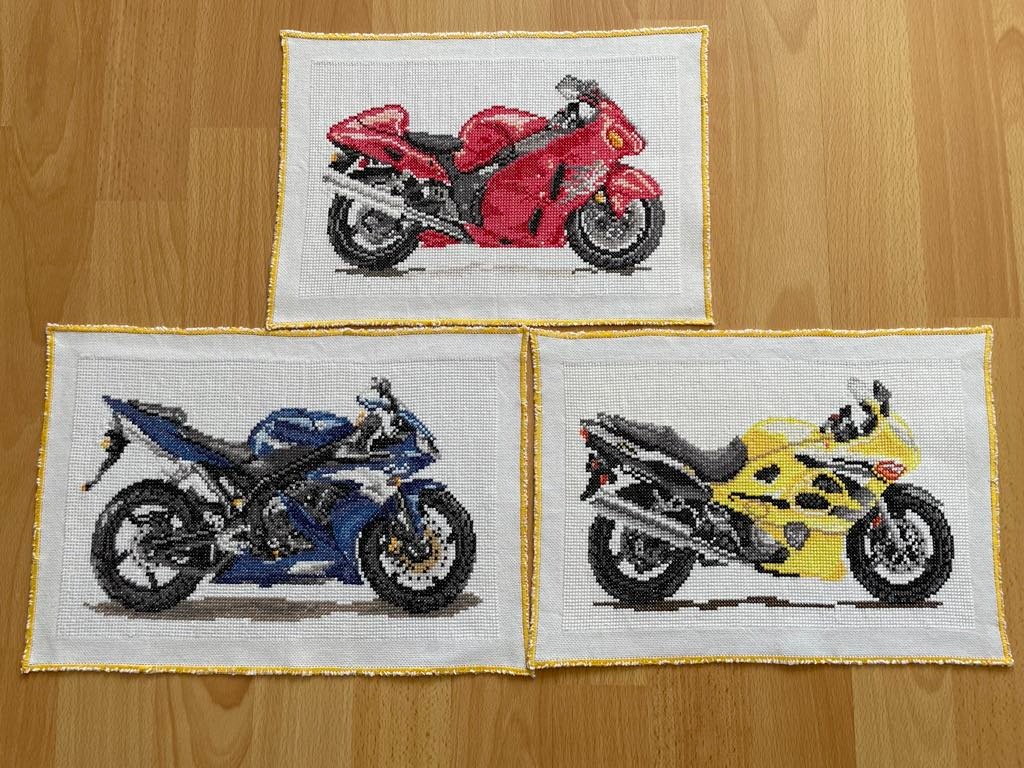 Ručně vyšívané obrázky 3ks