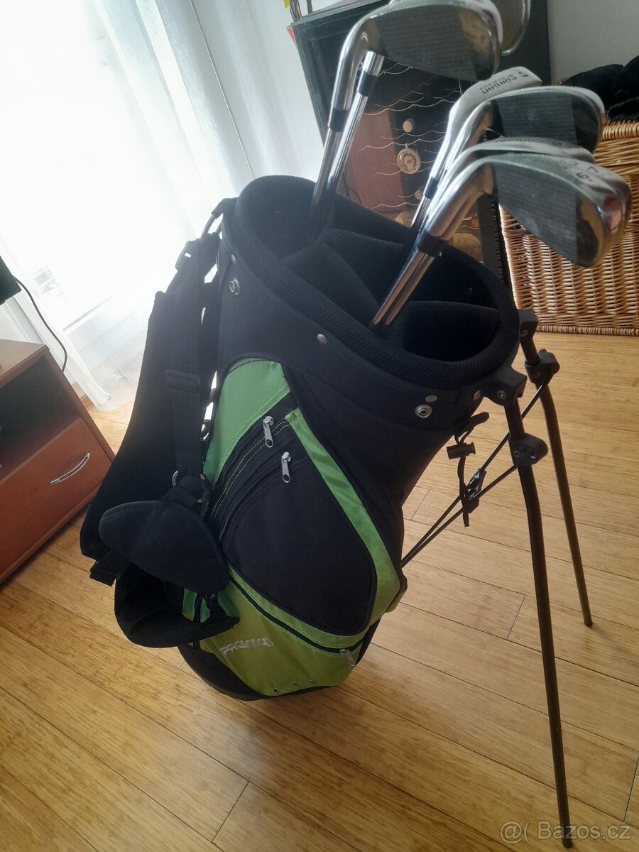 Golfovy set golfove hole likvidace