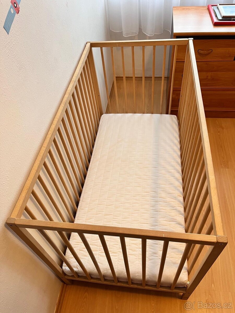 Prodám dětskou postýlku