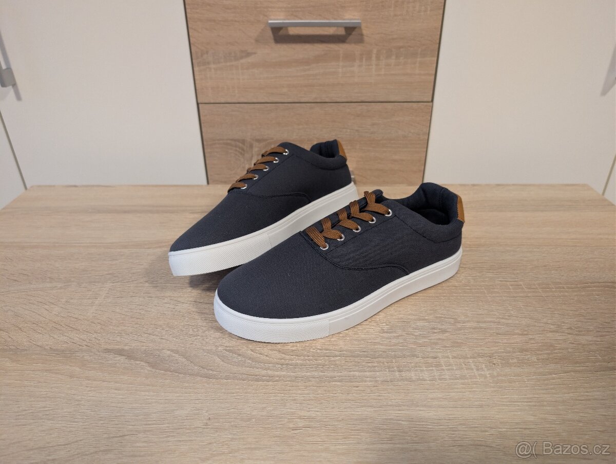 Pánské tenisky Livergy vel. 42 NOVÉ