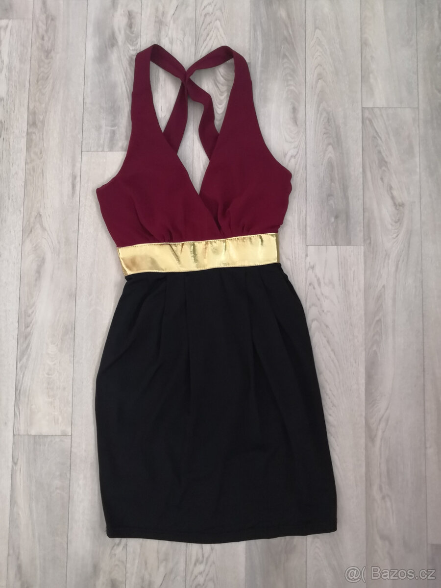 Party šaty s holými zády