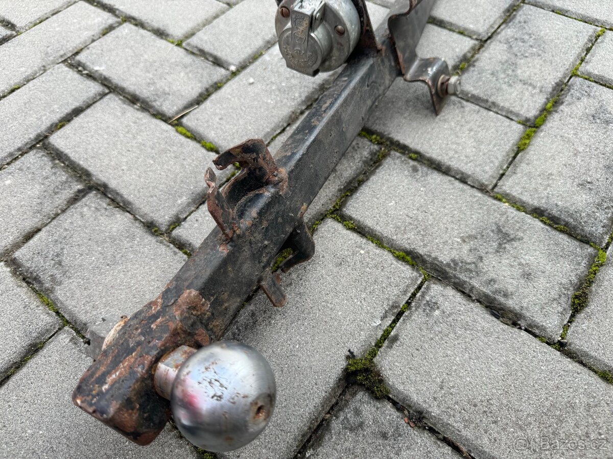 Lada Niva , nové originální tažné zařízení