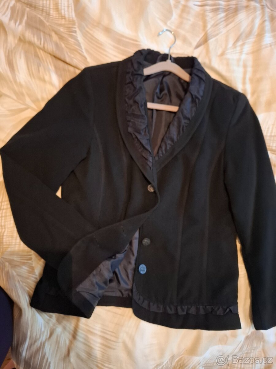 Černé sametové sáčko, vel. 38