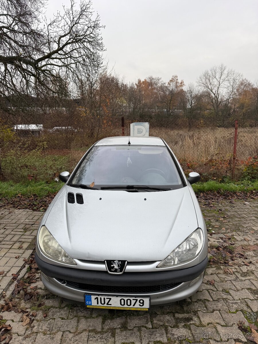 Peugeot 206