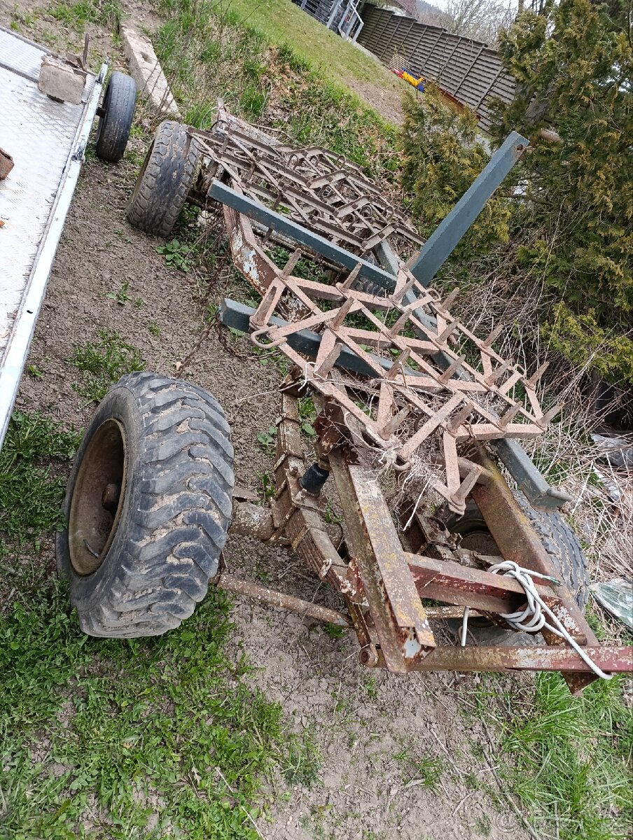 Prodám valník za traktor