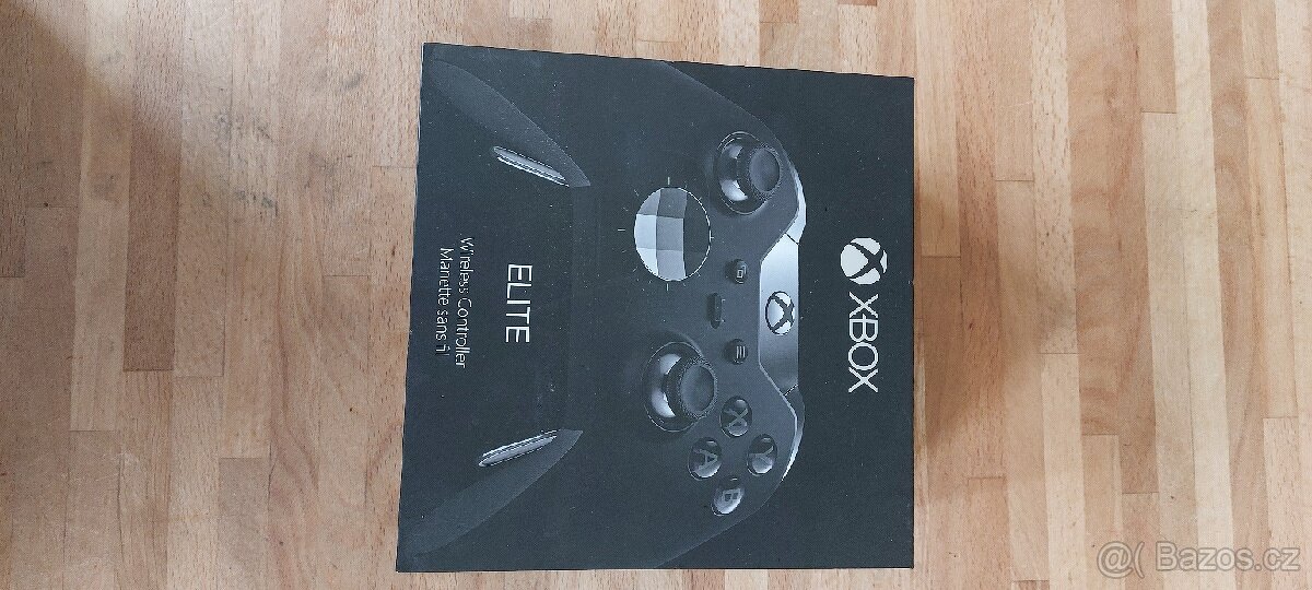 Bezdrátový ovladač Xbox Elite + dongle pro PC