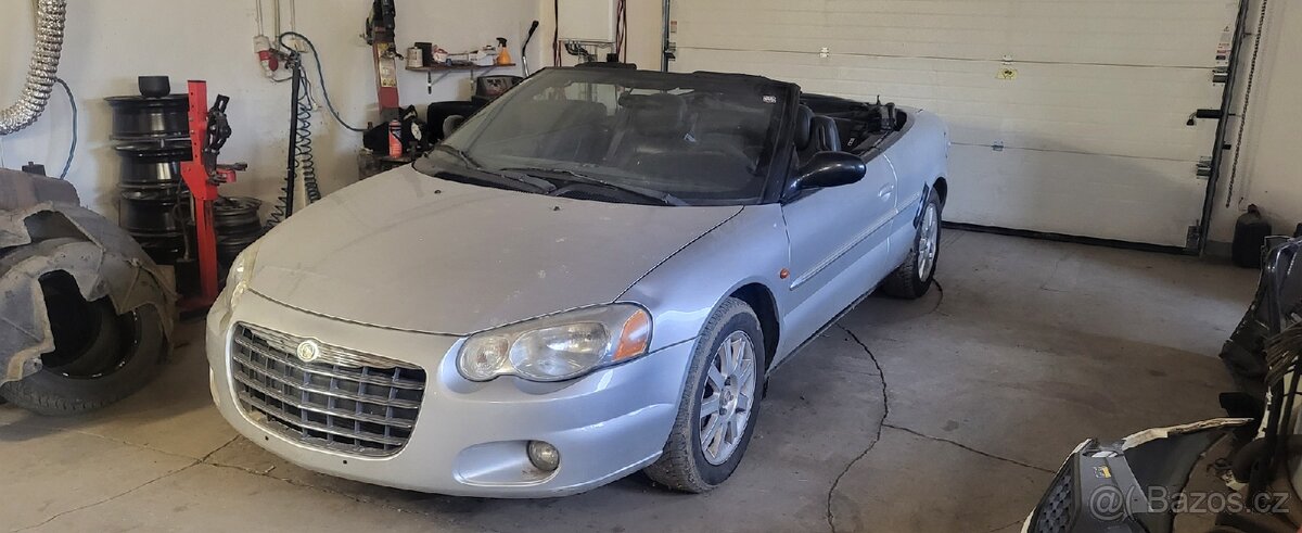 Chrysler Sebring cabrio 2.7 V6 149kw automat