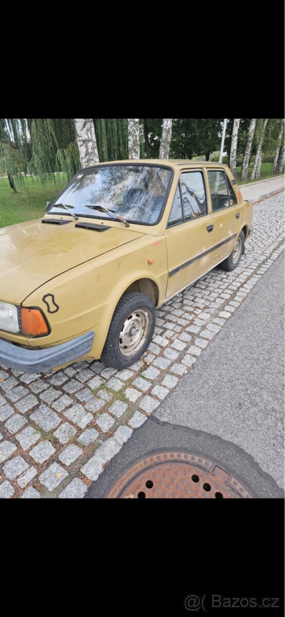 Škoda 120L