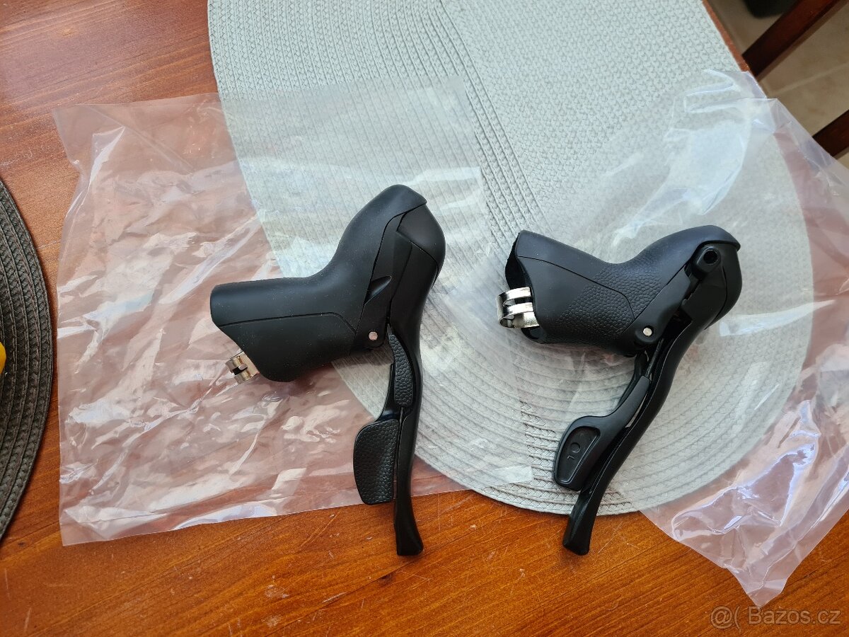 Brzdové a řadící páky dual control 2×9