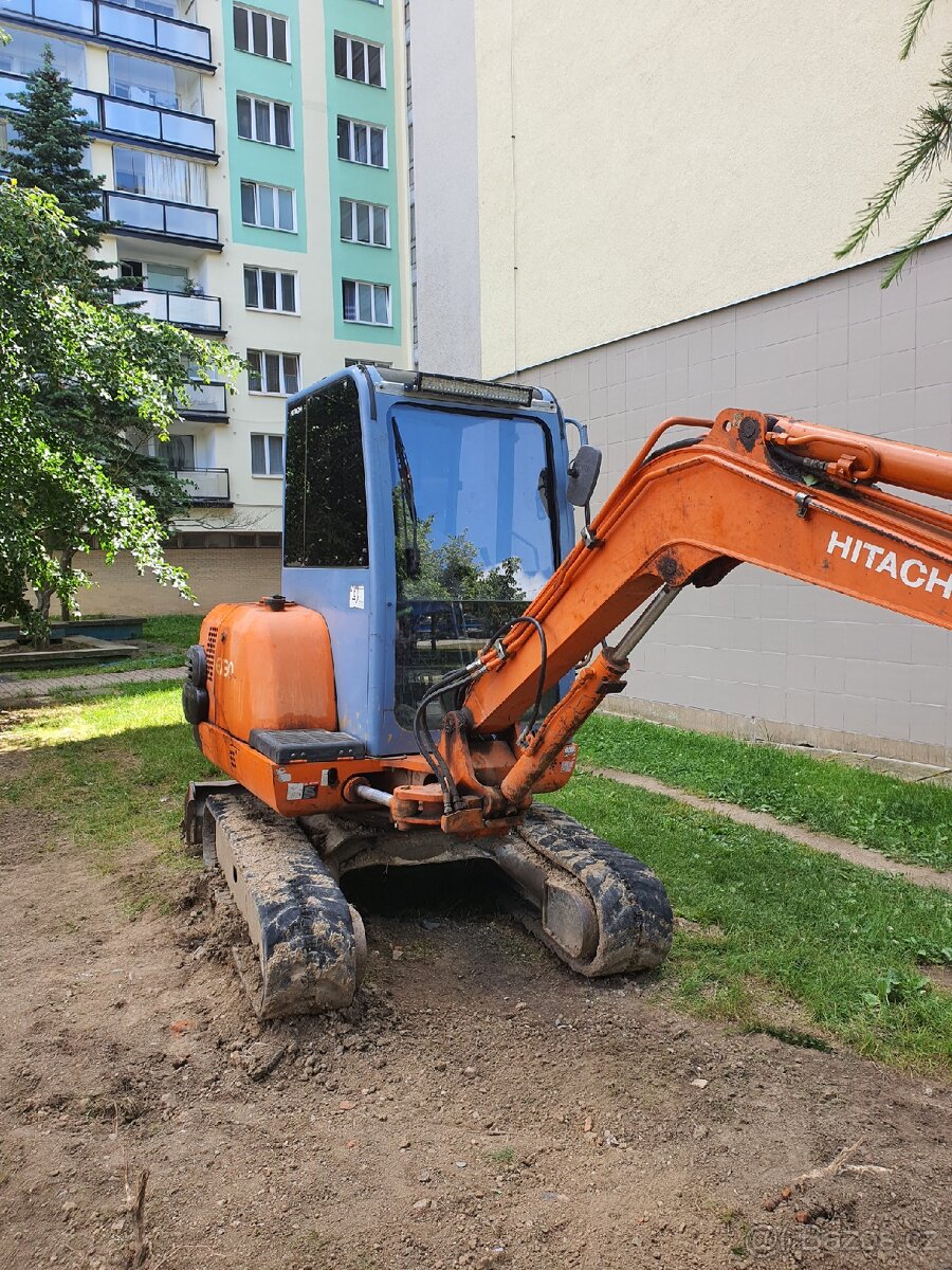 Minibagr Hitachi Ex 30