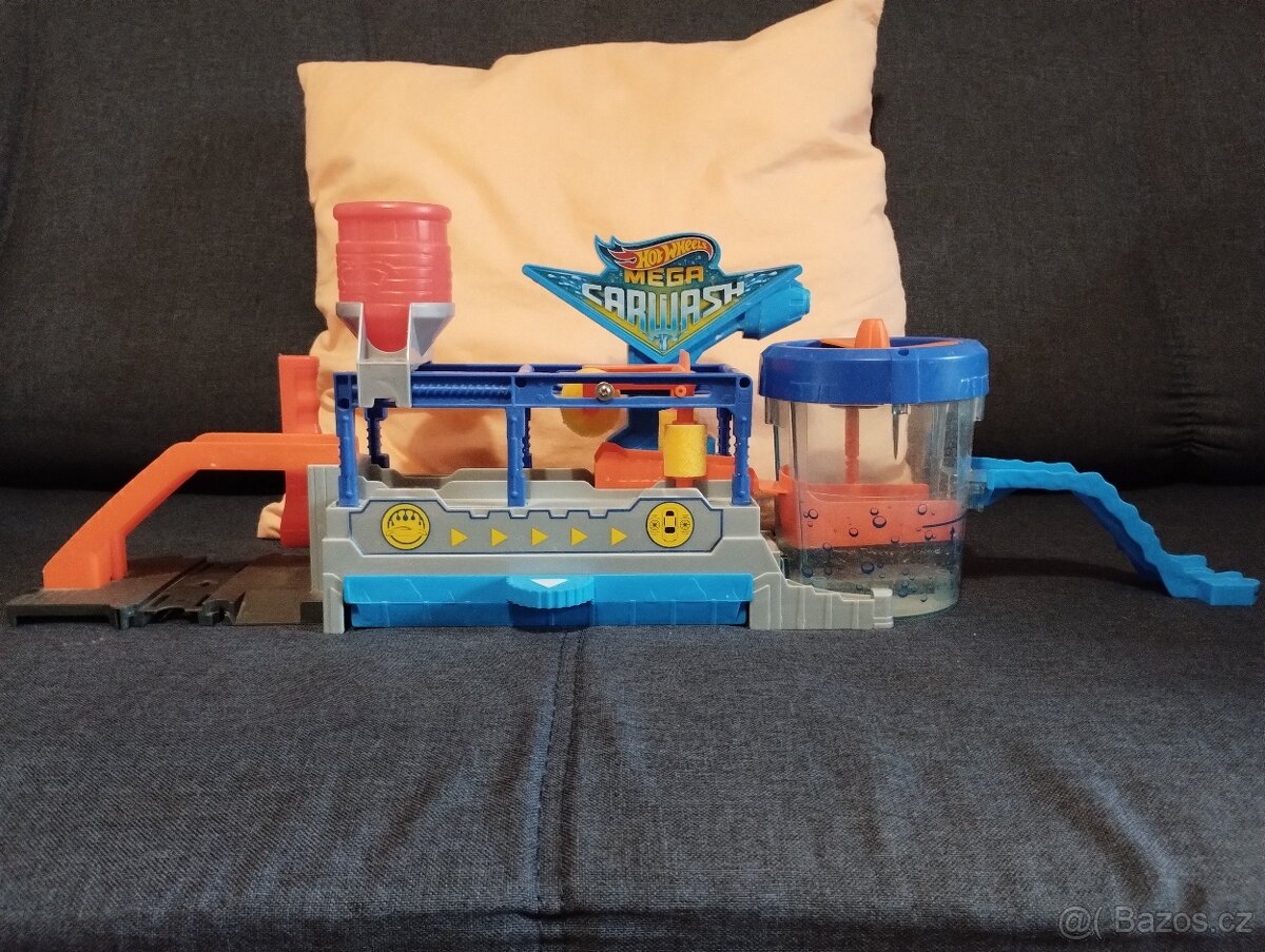 Hot Wheels City Mega automyčka