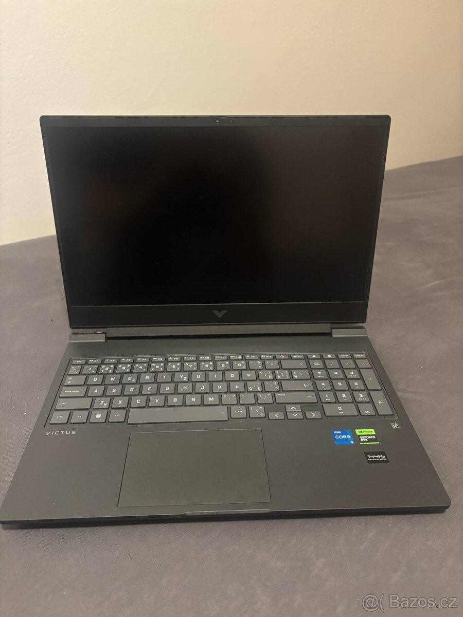 VICTUS by HP 16-r0901nc Mica Silver