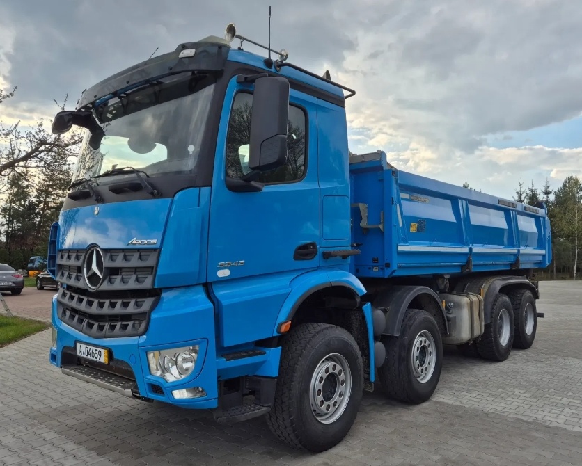Mercedes-Benz AROCS 3243 - 8x4-Meiller S3+Bordmatik–EURO 6