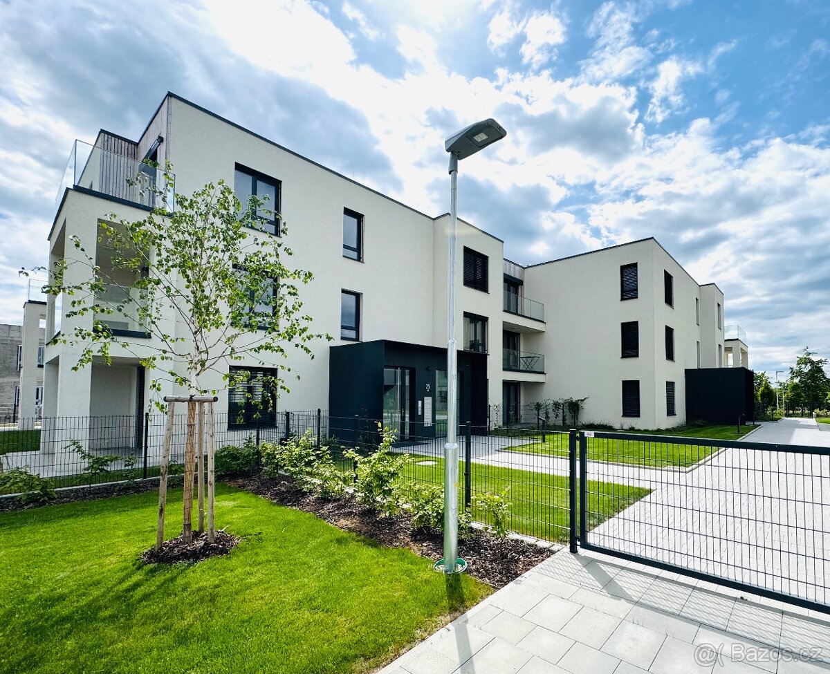 Pronájem bytu 2+kk 70m²,v lokalitě Milana Ticháka Vila Park