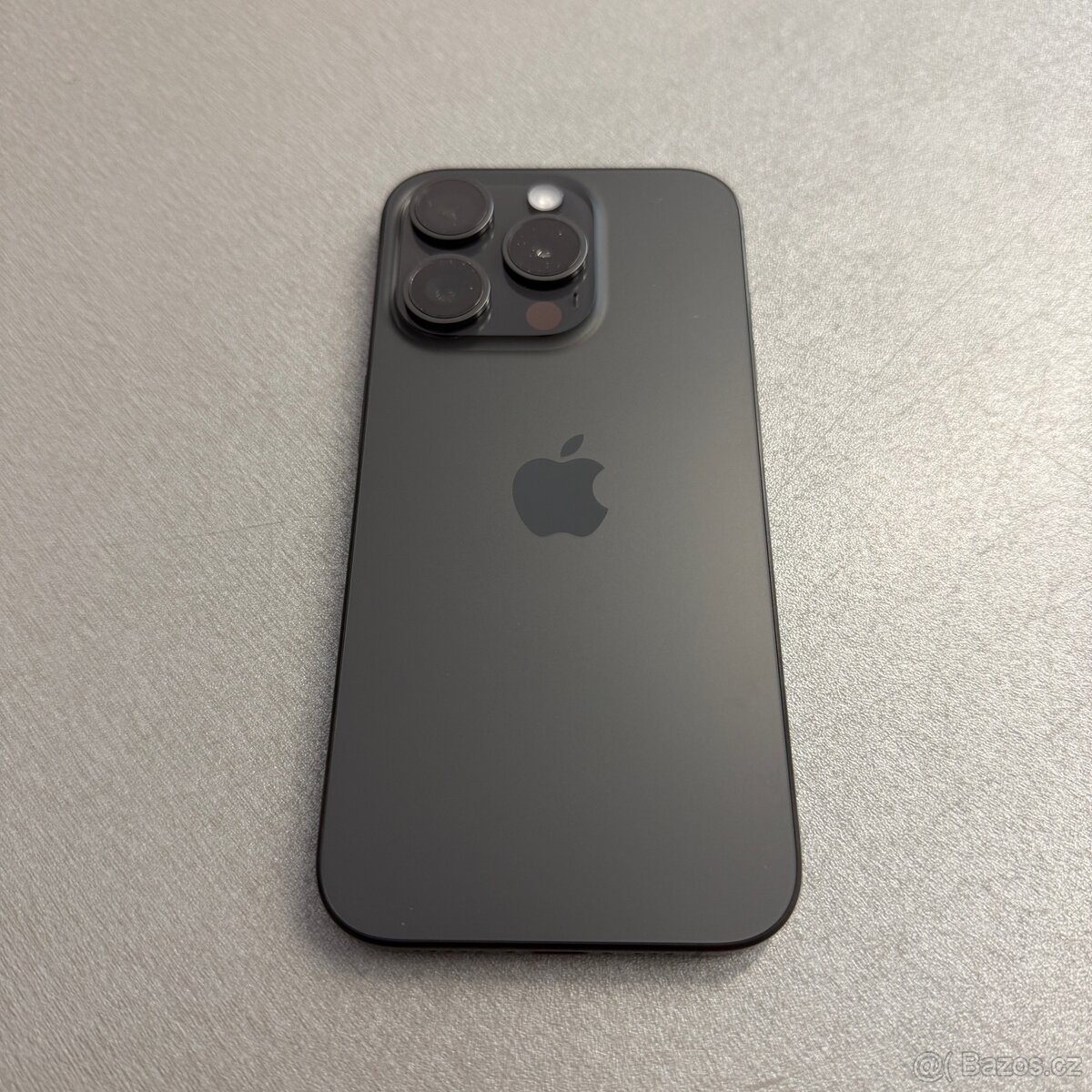 iPhone 15 Pro 128GB black titan, 100% baterie, rok záruka