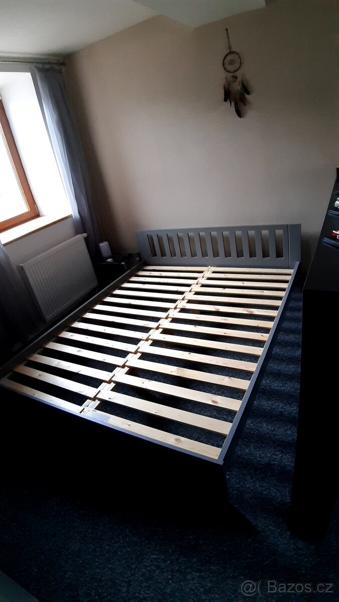 2 lůžkova postel