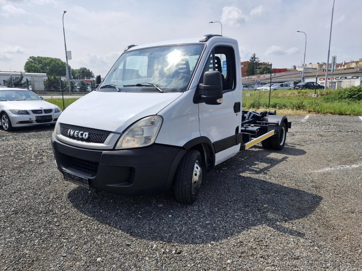 Iveco daily Kontejner do 3,5 t