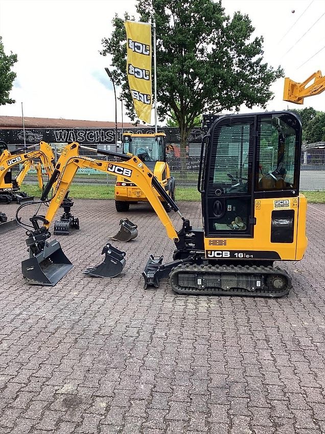 Pasový minibagr JCB 16C-1