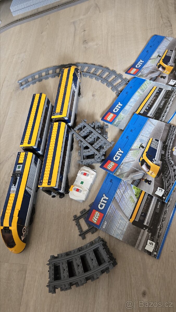Lego city vlak 60197