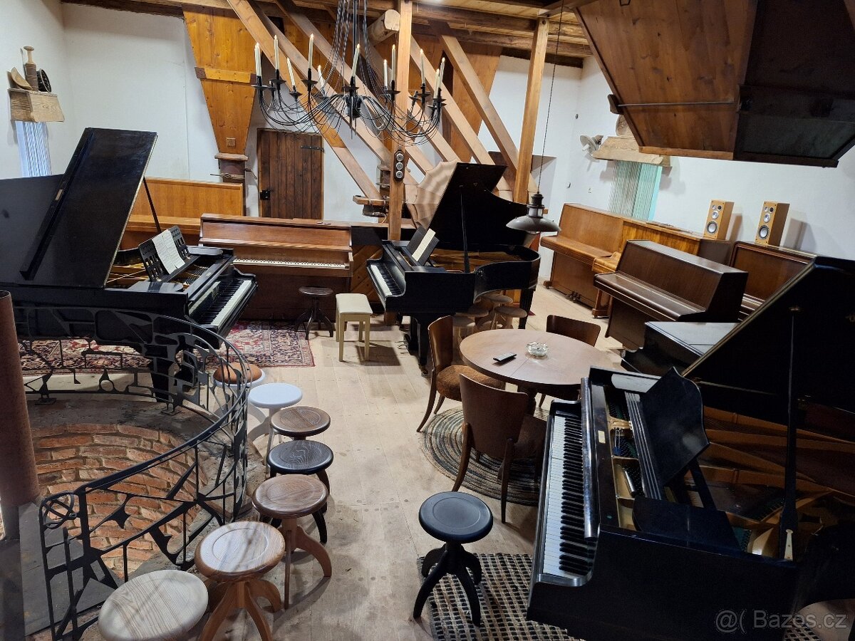 Galerie klaviry a pianina