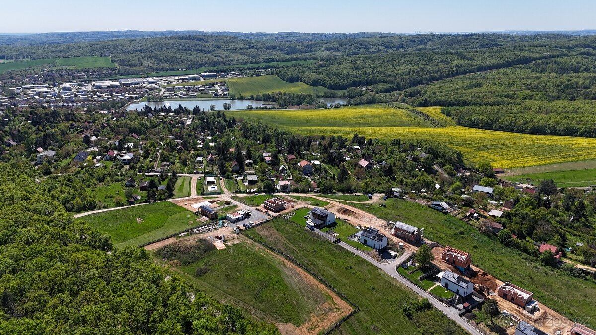 Prodej stavebního pozemku 783 m² Popůvky u Brna